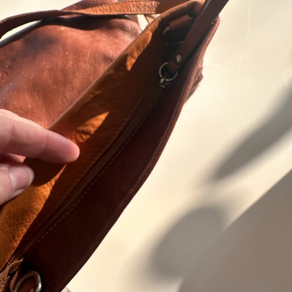 Borgo degle Etruschi Leather Crossbody Bag in Cognac Brown and chocolate brown - Picture 7 of 16